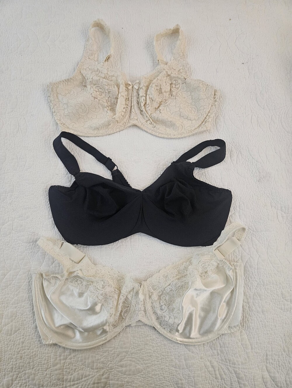 Mixed Bra Bundle 40DD
